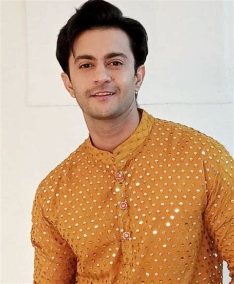 Varun Sharma (actor) Wiki, Age, Girlfriend, Wife, Family, Biography & More - WikiBio