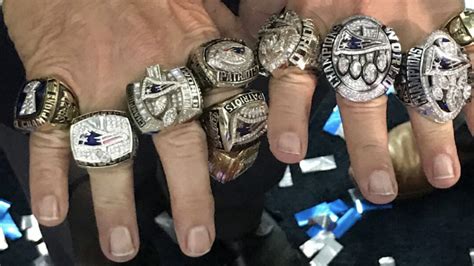 Here's why Bill Belichick was wearing 10 huge rings at the Patriots' ring party - CBSSports.com