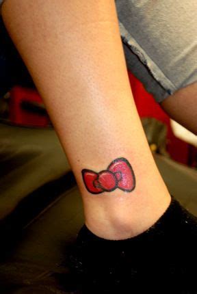 hello kitty bow tattoo on ankle.... Nice | Hello kitty tattoos, Tattoos, Bow tattoo