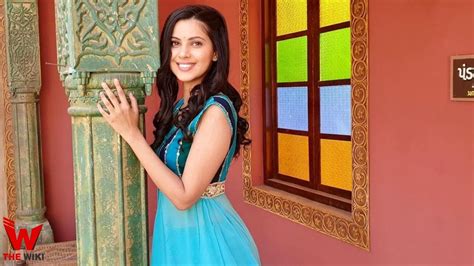 Alice Kaushik (Actress) Height, Weight, Age, Affairs, Biography & More