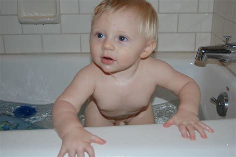 Cute baby in his bath | Laura Hamilton | Flickr