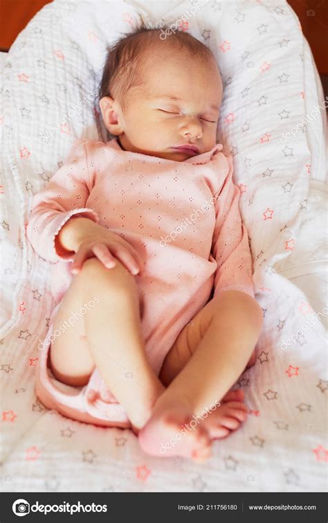 Adorable Newborn Baby Girl Sleeping Bed Home — Stock Photo © encrier ...