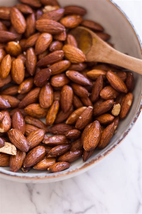 Spicy Roasted Almonds - the perfect snack for traveling - Heavenlynn Healthy