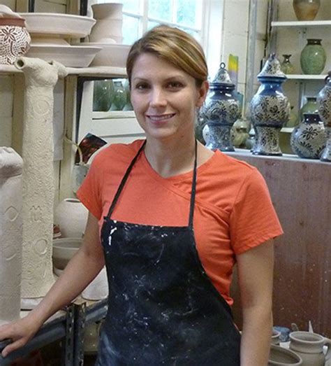 Jessica Putnam-Phillips | Pottery videos, Hand built pottery, Pottery techniques