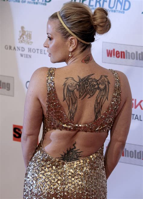 File:Anastacia, Women's World Awards 2009 b.jpg - Wikimedia Commons