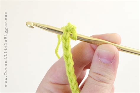 Loop Crochet Stitch Tutorial ⋆ Dream a Little Bigger