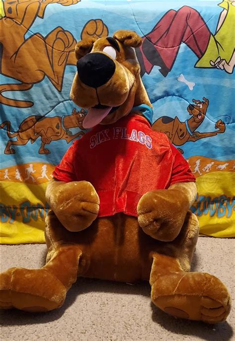 Six Flags Scooby-Doo Red Shirt-Toys & Games-Stuffed Animals & Plush Toys