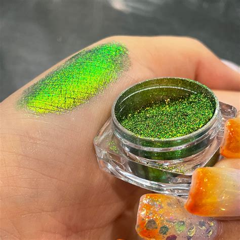 No.185 Vivid Pigment Chrome Color shift Chameleon Nail Cosmetic Waterc – IUILE