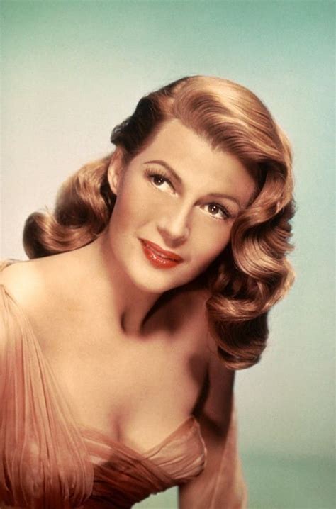 Redhead Beauty Bombshell: Get Rita Hayworth's Look — How to be a Redhead