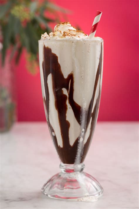 6 Totally Festive Holiday Milkshakes | Eggnog recipe, Eggnog dessert, Eggnog milkshake recipe