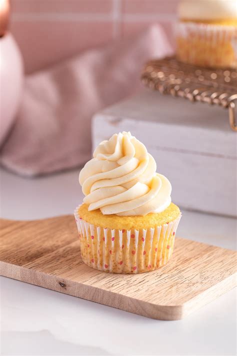 Sweetened Condensed Milk Frosting (Russian Buttercream) - Partylicious