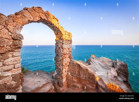 Kaliakra Fortress, Bulgaria. Medieval ruins on Cape Kaliakra, Black Sea, Bulgaria Stock Photo ...