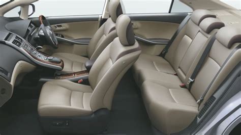 See the New Toyota Sai’s Pleasant Interior - autoevolution