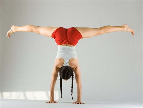 Yoga Handstand in Straddle Split Adho Mukha Vrksasana - YOGAthletica