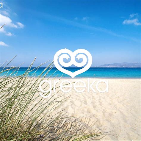 Best 10 Beaches in Cyclades islands, Greece | Greeka