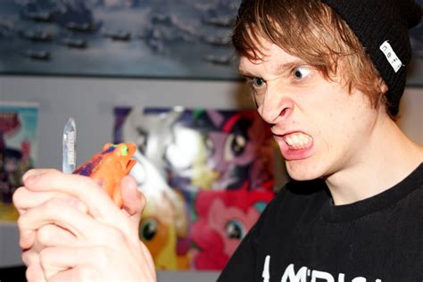 Horse News: Brony / Animator Murders 3 in Supermarket Massacre, leaves ...