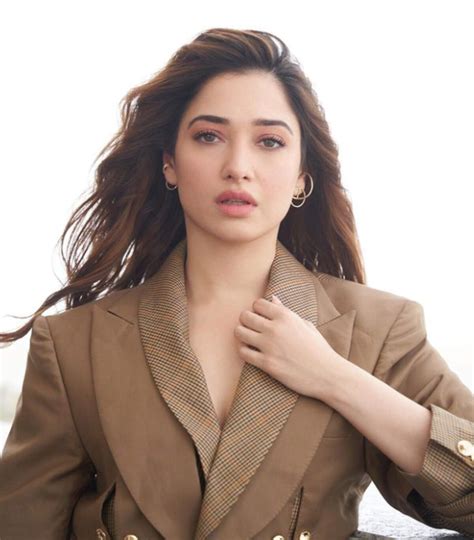 Tamannaah Bhatia Family, Wiki, Boyfriend, Career, Facts, & More