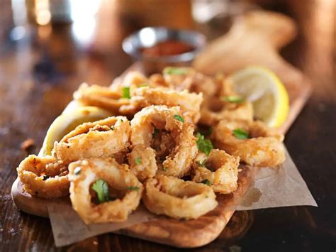 Air Fryer Calamari: Fresh or Frozen | by AirFryerRecipes.com