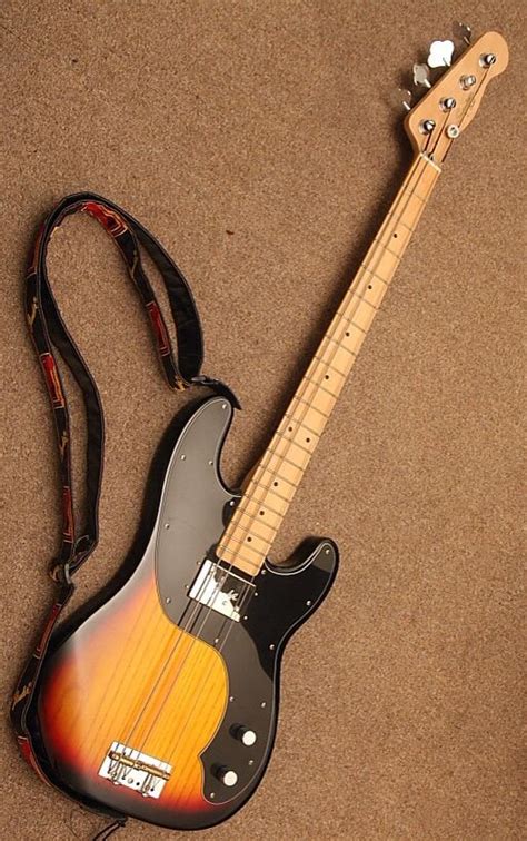 Squier Vintage Modified Precision Bass | Fender precision bass, Bass guitar, Telecaster bass