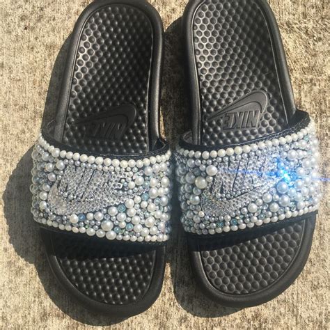 Pin by ️👠💋ReadyRedd💋💯 on Nike flip flops | Bedazzled shoes, Bling flip ...