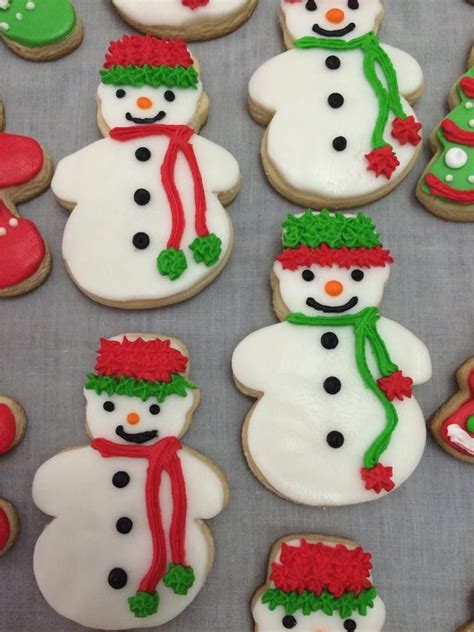 Snowman - $12 All cookies are individually wrapped and can be personalized on request. | Xmas ...