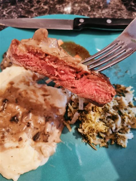 Aydin Paladin🍸👑💛🖤 ️ on Twitter: "Woman moment. Look at this steak my husband perfectly cooked."