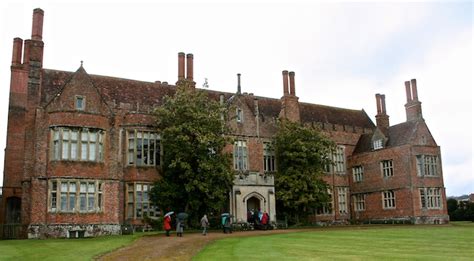 Photographs of English Manors, Plants and Gardens.: MAPLEDURHAM HOUSE