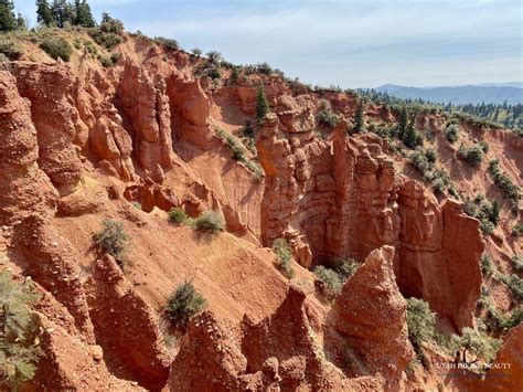 Easy Utah Hikes Under a Mile Long - Utah Hiking Beauty