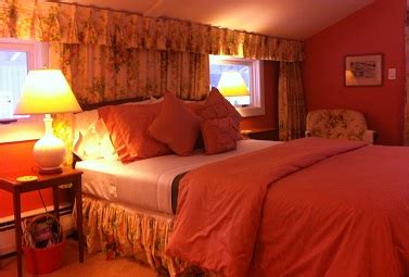 Deerhill Inn - Explore our Rooms & Rates from Gorgeous Suites to Enhanced Rooms with Loads of ...