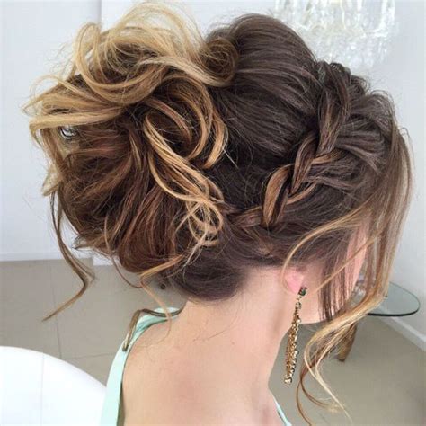 40 Most Delightful Prom Updos for Long Hair in 2020 | Peinados elegantes, Peinado y maquillaje y ...