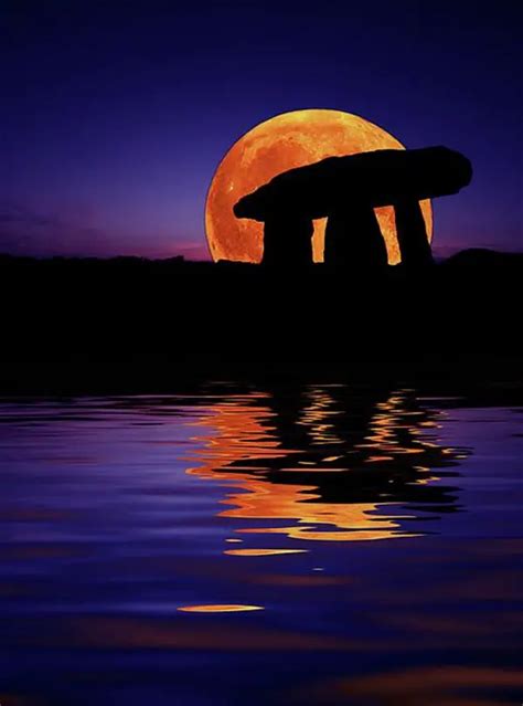 90 Charming Moonlight Photography Ideas and Tips