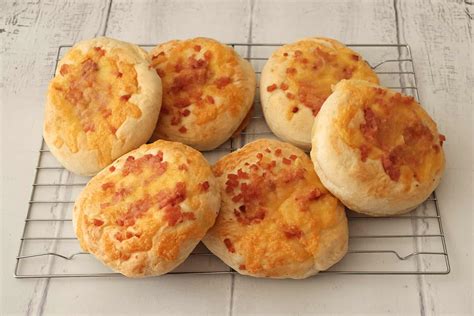 Cheese and Bacon Rolls - MAURI