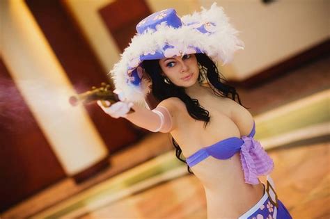 15th Anniversary Nico Robin Cosplay