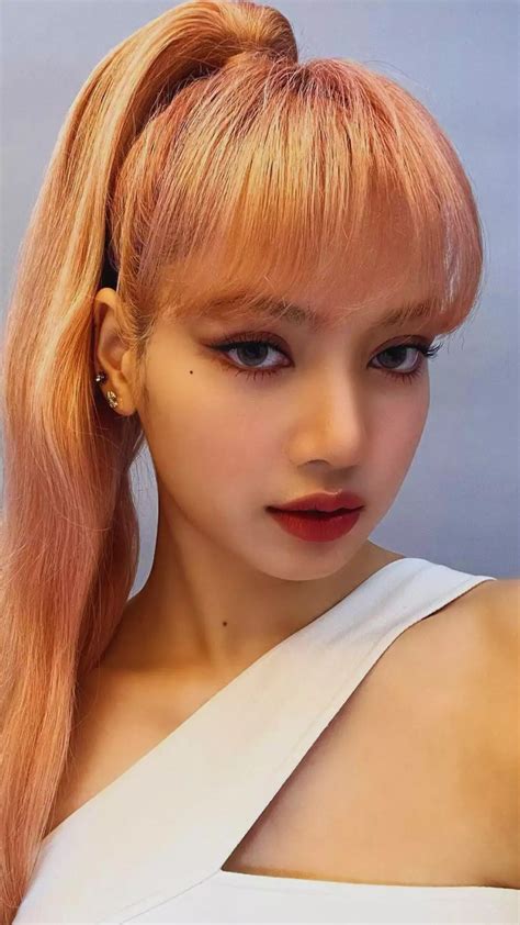 Descubrir 46+ imagen lisa blackpink orange hair - Viaterra.mx