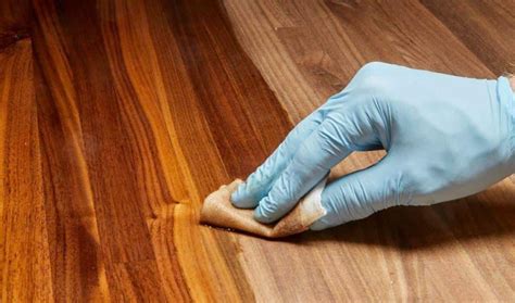 How to Polish Raw Wood | Graana.com