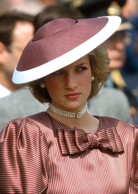 Princess Diana's most legendary fashion moments - ABC News