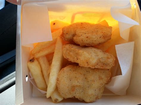 Chicken nuggets and chips snack box AUD3.50 - KFC Box Hill… | Flickr