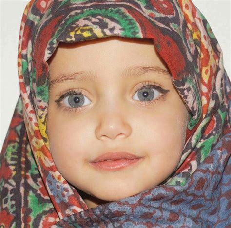 Young Yemeni girl - Beautiful | Cute baby girl pictures, Baby girl pictures, Yemeni clothes