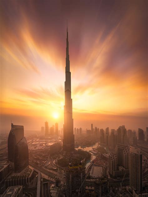 Burj Khalifa at sunrise : r/SunriseSunset