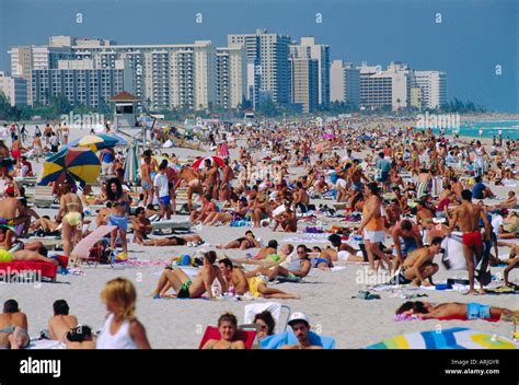 Crowded beach, Miami Beach, Florida, USA Stock Photo - Alamy