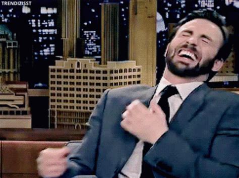 Laughing Lmao GIF - Laughing Lmao ChrisEvans - Discover & Share GIFs