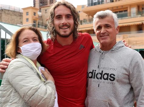 Meet Stefanos Tsitsipas Parents Julia Apostoli And Apostolos Tsitsipas ...