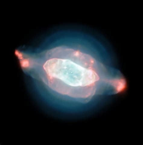 Saturn Nebula Facts (NGC 7009) & Picture - Universe Guide