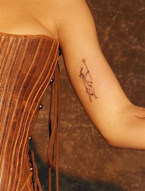 Doja Cat Covers Her Body In Tattoos In Anticipation Of Her New Album ...