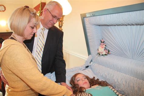 Haley Stonehocker in her open casket during her funeral. | Funeral | Post mortem pictures ...