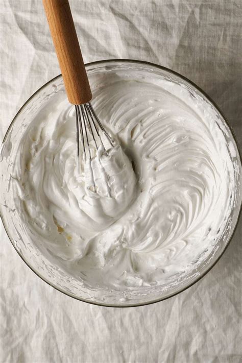 Is Heavy Cream Keto (Carbs in Heavy Cream and Keto Heavy Cream Recipes ...