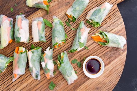 Chicken Rice Paper Rolls with Chilli-Lime Dipping Sauce - Nadia Felsch