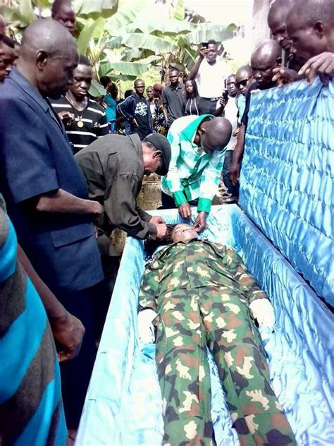 Female Soldier Buried In Camouflage After Her Tragic Death In Port ...