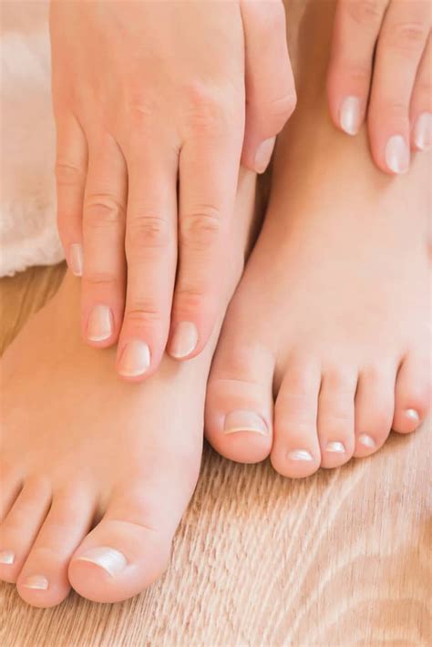 8 Amazing Pedicure Foot Soak Recipes - Our Oily House