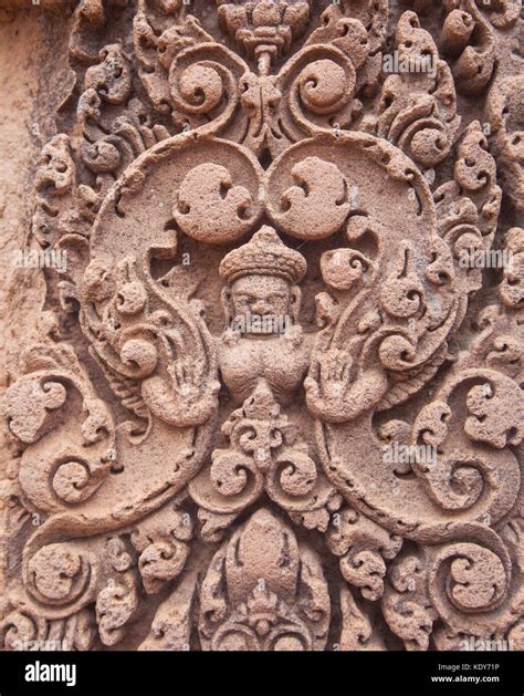 detail of stone carvings in Angkor wat, Cambodia Stock Photo - Alamy